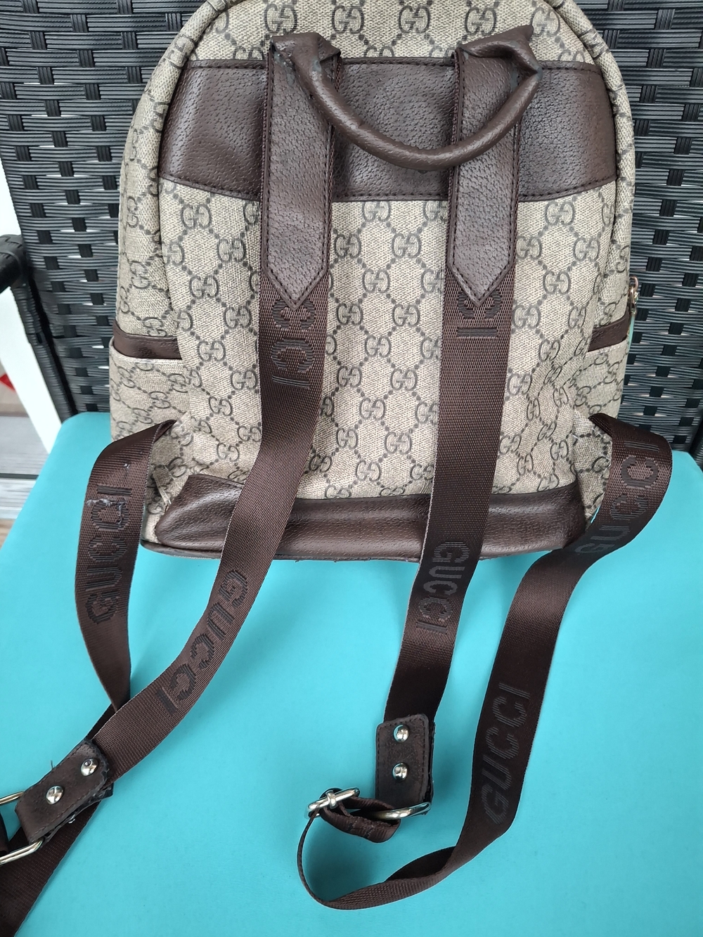 Gucci Beige GG Supreme Canvas Mini Backpack - Picture 2 of 9